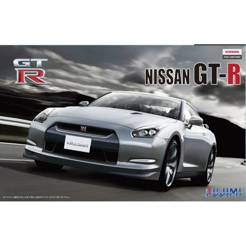 1/24 Nissan R35 GT-R Sports Car